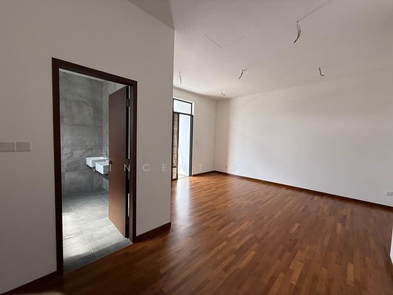 Rumah Kluster untuk Dijual di Austin Crest (Johor Bahru) - Vincent Gian - PropertyGuru.com.my
