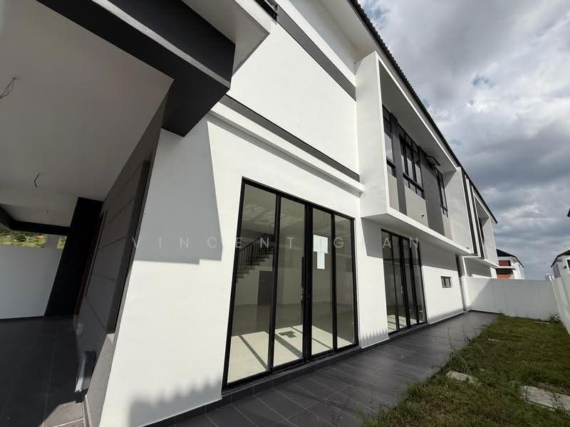 Rumah Kluster untuk Dijual di Austin Crest (Johor Bahru) - Vincent Gian - PropertyGuru.com.my