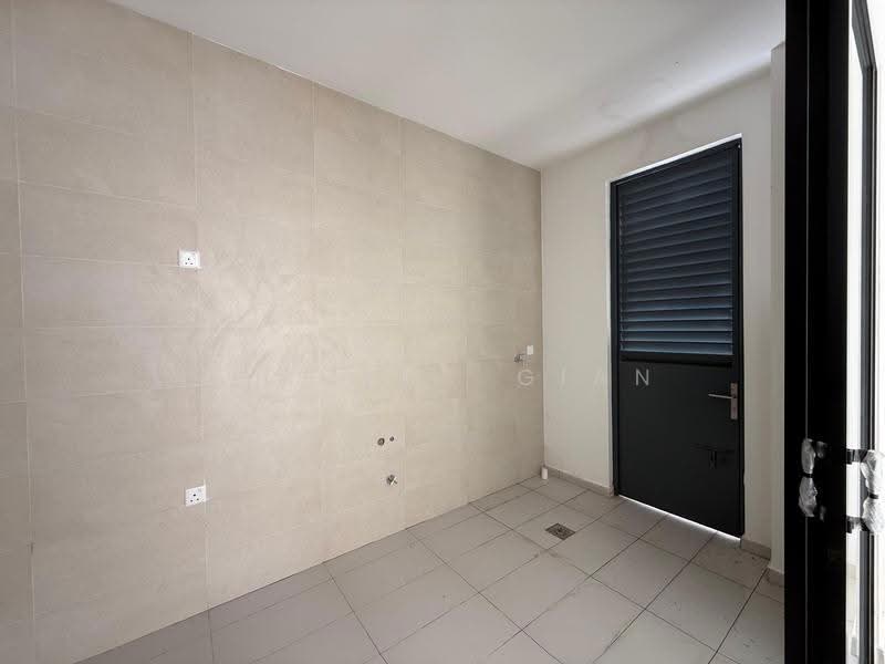 Rumah Kluster untuk Dijual di Austin Crest (Johor Bahru) - Vincent Gian - PropertyGuru.com.my