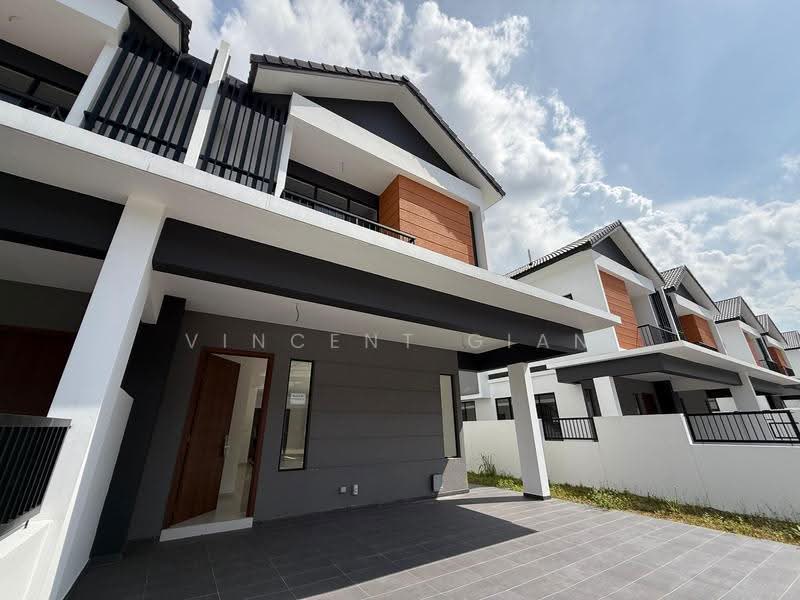 Rumah Kluster untuk Dijual di Austin Crest (Johor Bahru) - Vincent Gian - PropertyGuru.com.my