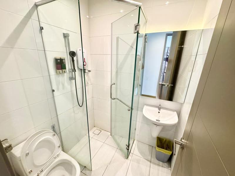 Kediaman Servis untuk Disewa di The Wave Residence - CHIN FN - Bathroom - PropertyGuru.com.my