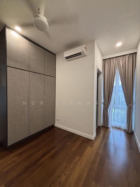 3-storey Terraced House for Rent in Mont Kiara (Kuala Lumpur) - Nur Liyana . - Bedroom - PropertyGuru.com.my