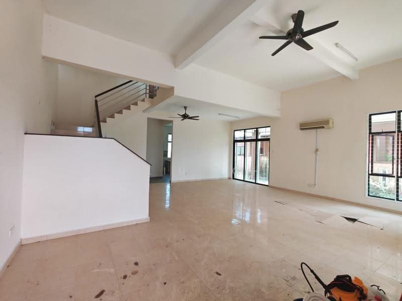 Rumah Berkembar untuk Dijual di Durian Tunggal (Melaka) - Elin Goh - Living Room - PropertyGuru.com.my