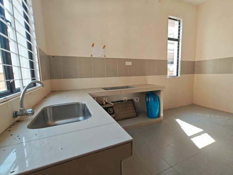 Rumah Berkembar untuk Dijual di Durian Tunggal (Melaka) - Elin Goh - Kitchen - PropertyGuru.com.my