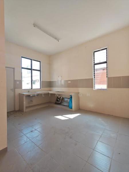 Rumah Berkembar untuk Dijual di Durian Tunggal (Melaka) - Elin Goh - Kitchen - PropertyGuru.com.my
