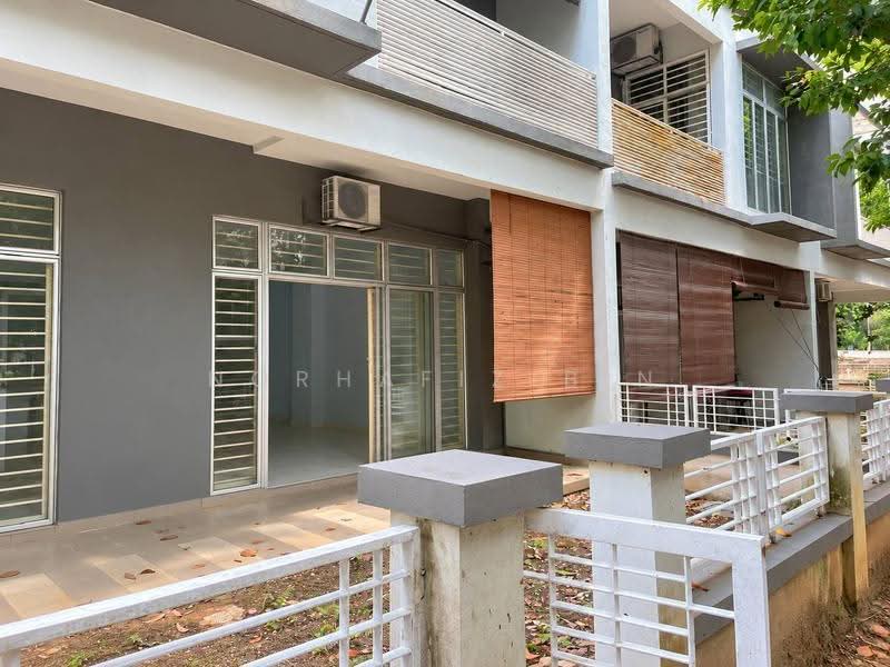 2.5-storey Terraced House for Sale in Putrajaya (Putrajaya) - Norhafiz Bin Mohd Nor - Exterior - PropertyGuru.com.my