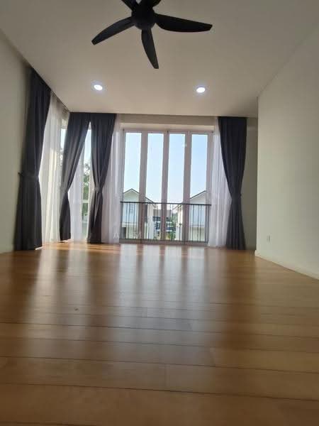 Semi-Detached House for Sale in Puteri Harbour (Iskandar Puteri (Nusajaya)) - Amber Hew - Living Room - PropertyGuru.com.my