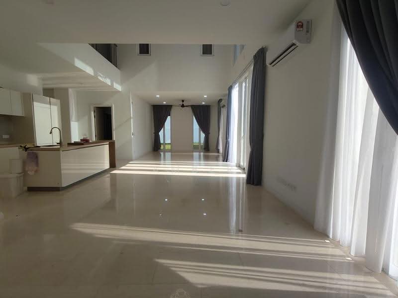 Semi-Detached House for Sale in Puteri Harbour (Iskandar Puteri (Nusajaya)) - Amber Hew - Living Room - PropertyGuru.com.my