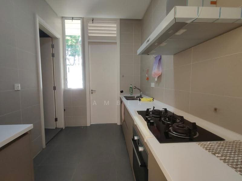 Semi-Detached House for Sale in Puteri Harbour (Iskandar Puteri (Nusajaya)) - Amber Hew - Kitchen - PropertyGuru.com.my