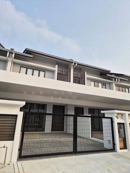 Rumah Teres 2-Tingkat untuk Dijual di Cyberjaya (Selangor) - Nur Ain Mat Zain - PropertyGuru.com.my