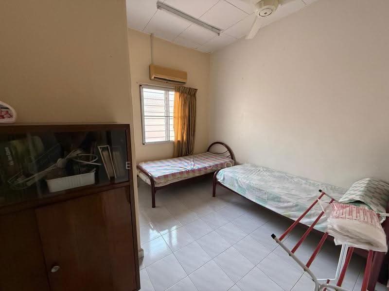 Rumah Teres 2-Tingkat untuk Dijual di Semabok (Melaka) - Elin Goh - PropertyGuru.com.my