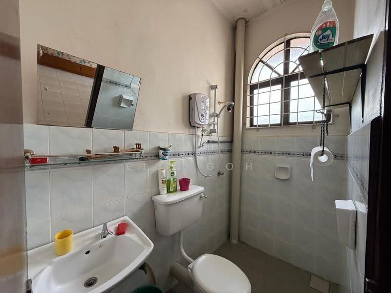 Rumah Teres 2-Tingkat untuk Dijual di Semabok (Melaka) - Elin Goh - PropertyGuru.com.my