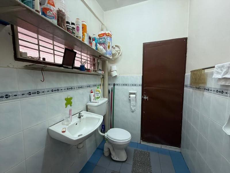 Rumah Teres 2-Tingkat untuk Dijual di Semabok (Melaka) - Elin Goh - PropertyGuru.com.my