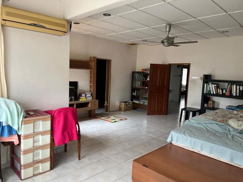 Semi-Detached House for Sale in Bandar Bukit Tinggi (Klang) - Ang Agnes - PropertyGuru.com.my