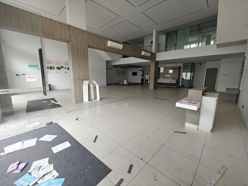 Shop for Rent in Rawang (Selangor) - Ng Moon Tsing - Entrance - PropertyGuru.com.my