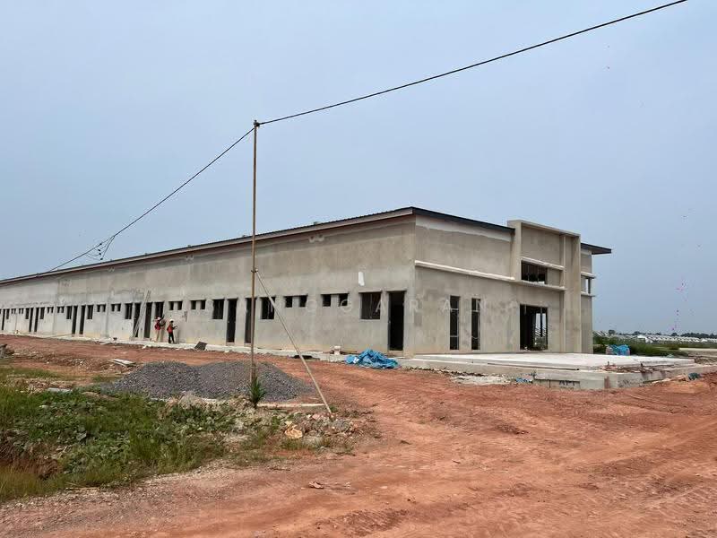 Kedai / Pejabat untuk Dijual di Single Storey Shop Office at Tasek Gelugor (Tasek Gelugor) - Sanggaran Muniandy - Exterior - PropertyGuru.com.my