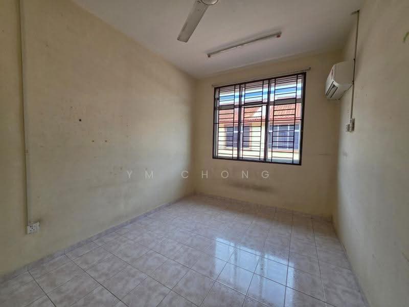 Rumah Teres 2-Tingkat untuk Dijual di Taman Angkasa Nuri (Durian Tunggal) - YM Chong - Interior - PropertyGuru.com.my