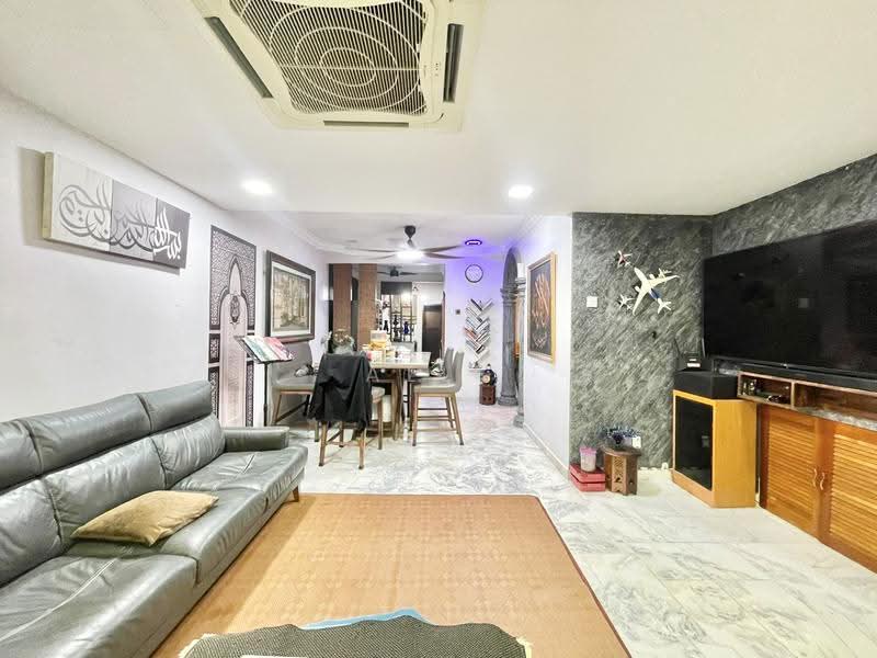 2-storey Terraced House for Sale in Puchong Perdana (Selangor) - Alif Saad - Living Room - PropertyGuru.com.my