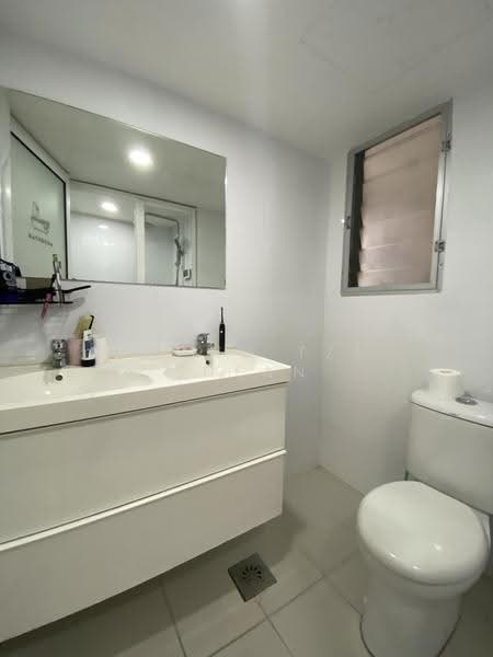 Kondominium untuk Disewa di Mont Kiara Pines - Chang Tze Shean - Bathroom - PropertyGuru.com.my