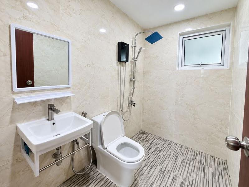 Condominium for Sale at Selesa Puteri Condominium - Finn Aw - Bathroom - PropertyGuru.com.my