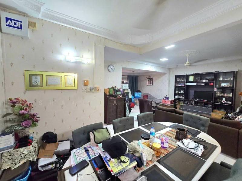 2-storey Terraced House for Sale in Kota Damansara (Selangor) - Shafiq Amerudin - Living Room - PropertyGuru.com.my