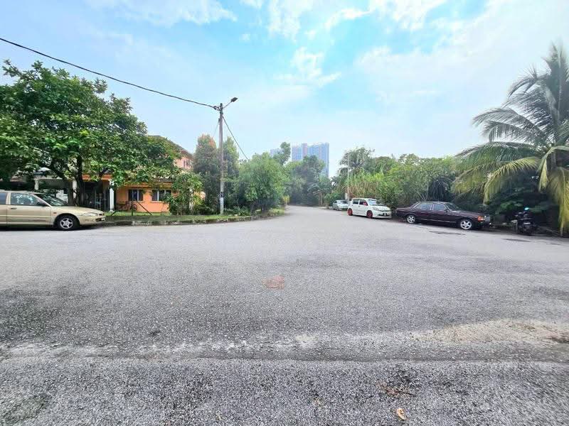 2-storey Terraced House for Sale in Kota Damansara (Selangor) - Shafiq Amerudin - Exterior - PropertyGuru.com.my