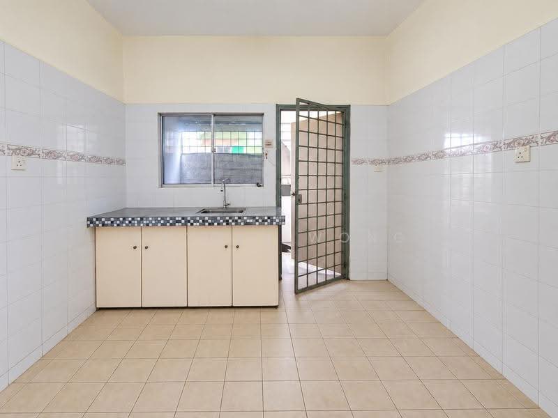 2-storey Terraced House for Sale in Kota Kemuning (Shah Alam) - Kayden Wong - Kitchen - PropertyGuru.com.my