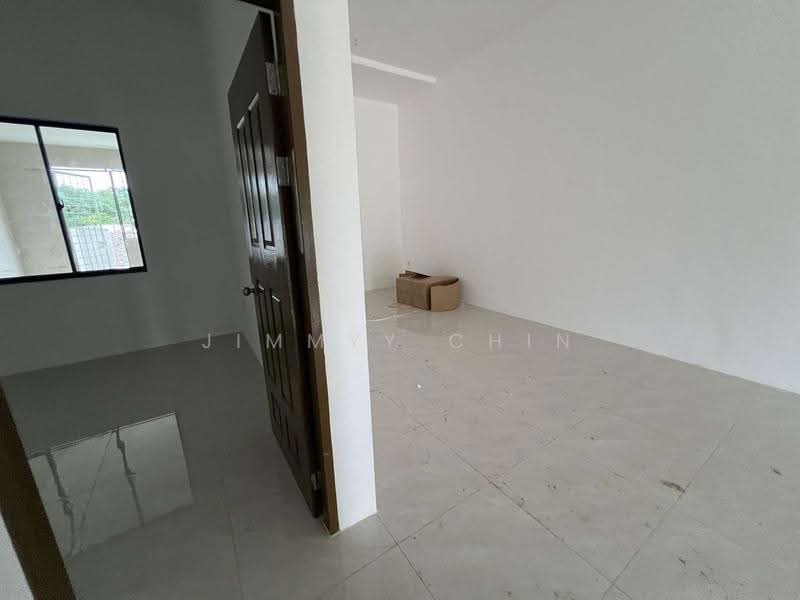1-storey Terraced House for Sale in Kuching (Sarawak) - Jimmyy Chin - PropertyGuru.com.my