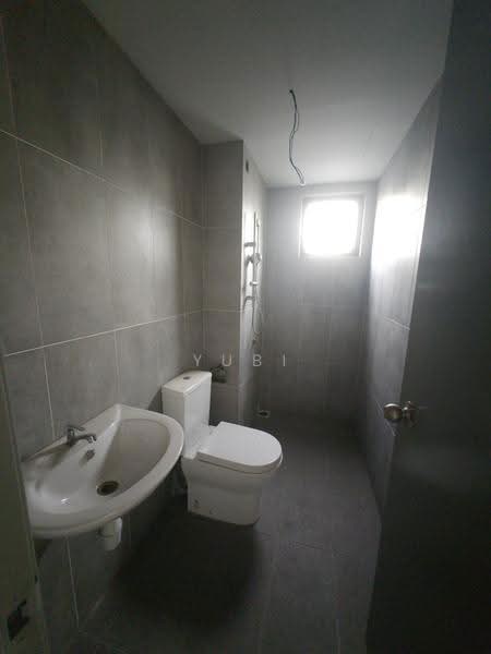 Kondominium untuk Disewa di Avia Plus, Bandar Country Homes - Yubi Leong - Bathroom - PropertyGuru.com.my