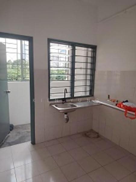Apartment for Sale at Ivory - Kien Yung Liaw - Kitchen - PropertyGuru.com.my