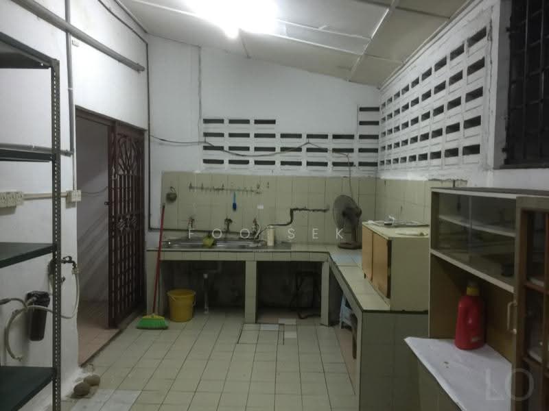 Townhouse for Sale in Taman Setapak Indah (Setapak) - Foo Sek Mou - Kitchen - PropertyGuru.com.my
