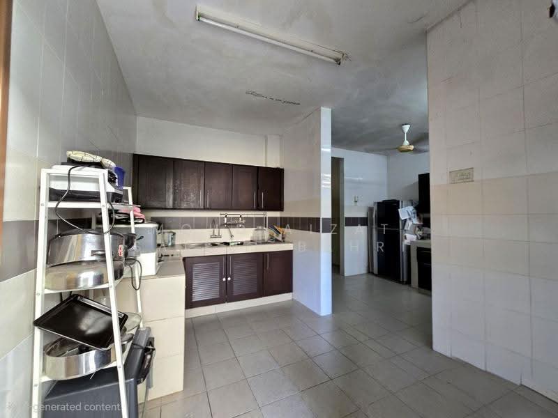 Semi-Detached House for Sale in Presint 15 (Putrajaya) - Mohd Aizat Saiful Bahri - Kitchen - PropertyGuru.com.my