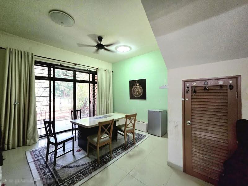Semi-Detached House for Sale in Presint 15 (Putrajaya) - Mohd Aizat Saiful Bahri - Dining Room - PropertyGuru.com.my