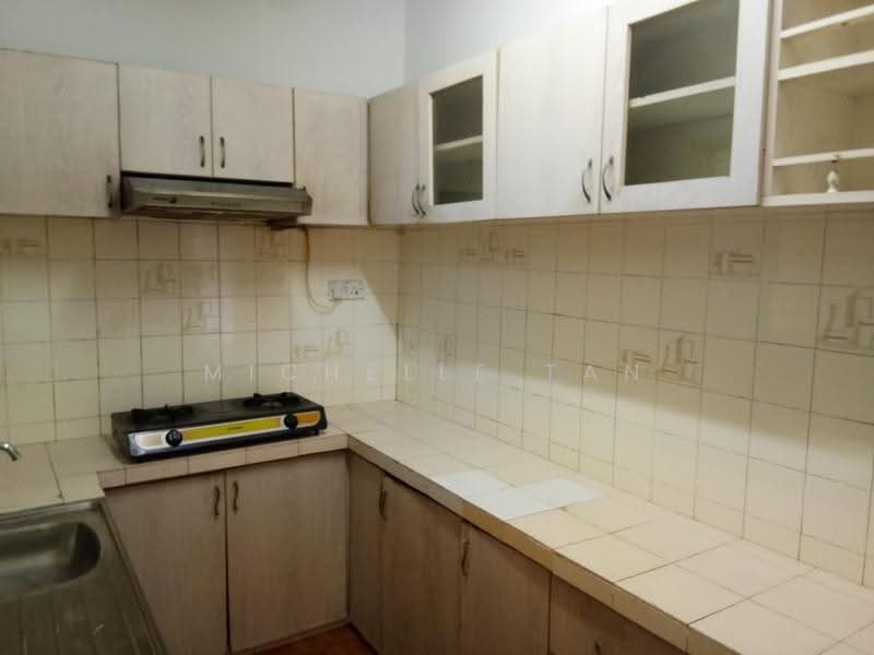 Apartment for Sale at Palm Court Apartment - Michelle Tan - Kitchen - PropertyGuru.com.my