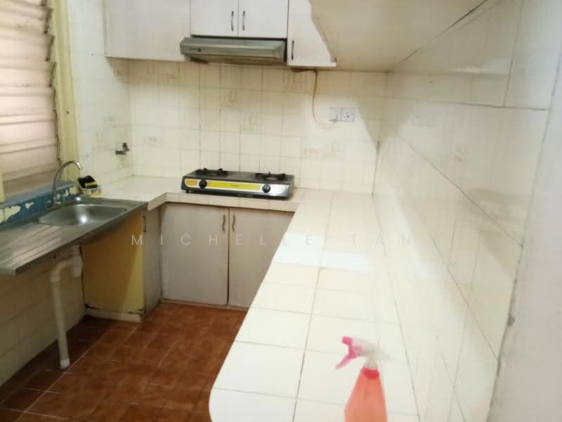 Apartment for Sale at Palm Court Apartment - Michelle Tan - Kitchen - PropertyGuru.com.my