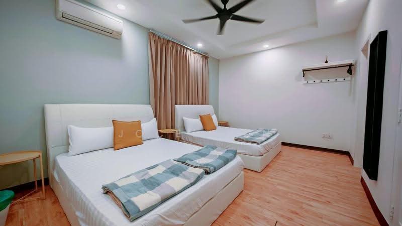 3-storey Terraced House for Rent in Taman Pantai Batu (Batu Ferringhi) - Jocellynn Lee - PropertyGuru.com.my