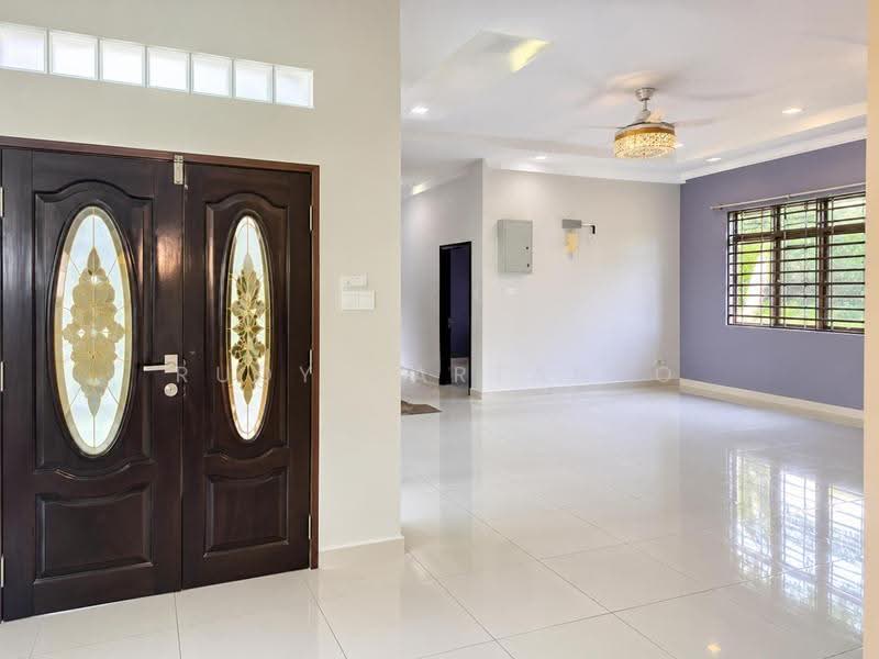 Bungalow House for Sale in Meru (Klang) - Rudy Hartanto - Entrance - PropertyGuru.com.my
