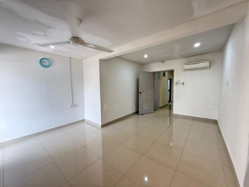 1-storey Terraced House for Sale in Taman Skudai Baru (Skudai) - Pei Lu On - Living Room - PropertyGuru.com.my