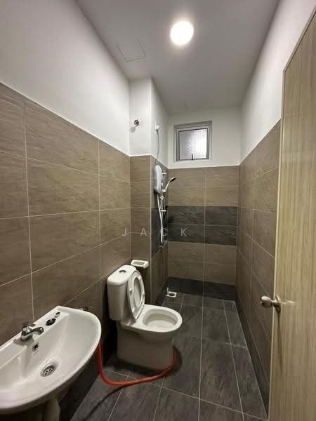 2-storey Terraced House for Rent in Taman Impian Emas (Skudai) - Jack Chai - Bathroom - PropertyGuru.com.my