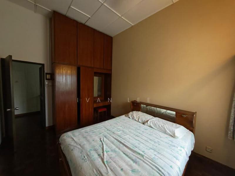 2-storey Terraced House for Rent in SS2 (Petaling Jaya) - Ivan Lee - Bedroom - PropertyGuru.com.my