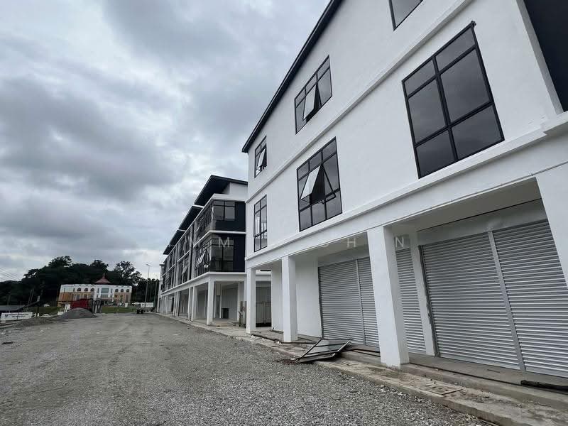 Shop / Office for Sale in Bau (Sarawak) - Jimmyy Chin - PropertyGuru.com.my