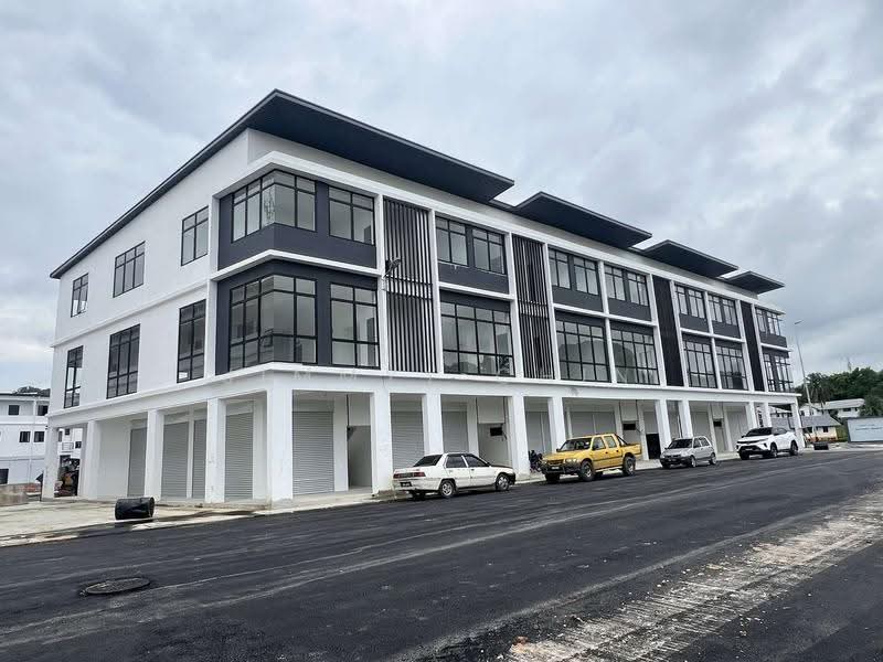 Shop / Office for Sale in Bau (Sarawak) - Jimmyy Chin - PropertyGuru.com.my
