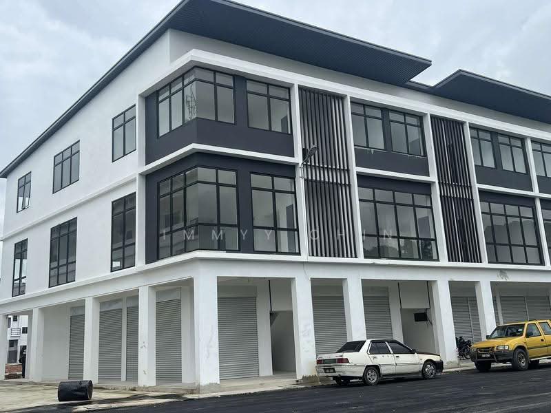 Shop / Office for Sale in Bau (Sarawak) - Jimmyy Chin - PropertyGuru.com.my