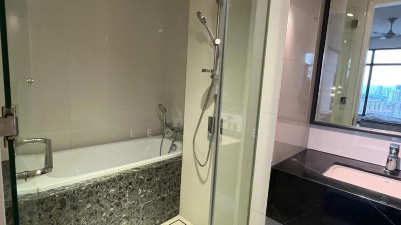 Service Residence for Sale at Oxford Residences @ Pavilion Embassy - Leon Lee - Bathroom - PropertyGuru.com.my