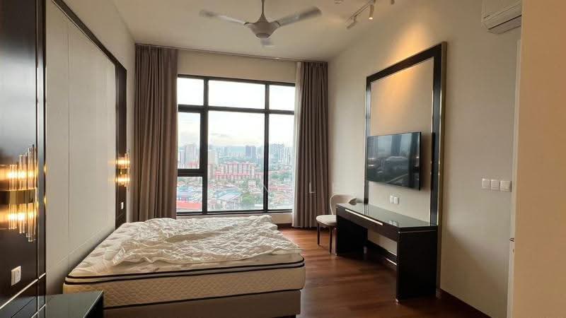 Service Residence for Sale at Oxford Residences @ Pavilion Embassy - Leon Lee - Bedroom - PropertyGuru.com.my