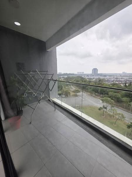 Kondominium untuk Disewa di Cristal Serin Residence - Don Lee Kah Hou - Balcony - PropertyGuru.com.my