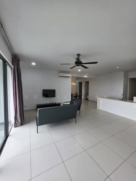 Kondominium untuk Disewa di Cristal Serin Residence - Don Lee Kah Hou - Living Room - PropertyGuru.com.my