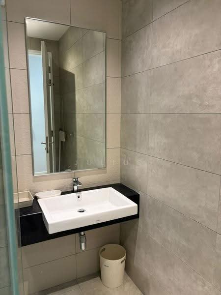Kediaman Servis untuk Disewa di The Sentral Suites - Julius Ong - Bathroom - PropertyGuru.com.my