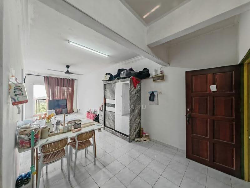 Apartment for Sale at Pangsapuri Anggerik Indah - Azzad Zarull - Living Room - PropertyGuru.com.my