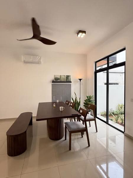 2-storey Terraced House for Sale in Taman Molek (Johor Bahru) - Pei Lu On - Dining Room - PropertyGuru.com.my